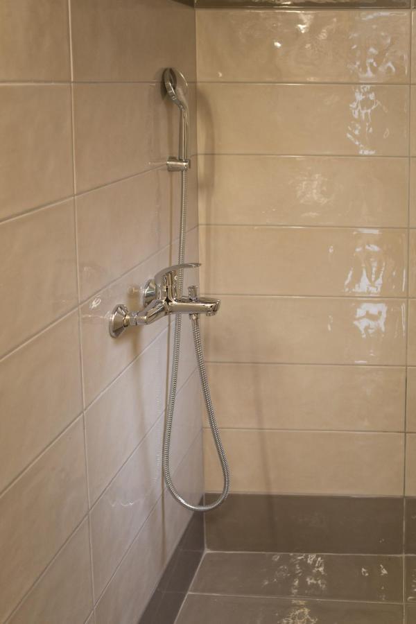 Kosmos Service Apartment Modern Spirit City Center With Additional Cost Parking Szaloniki Kültér fotó